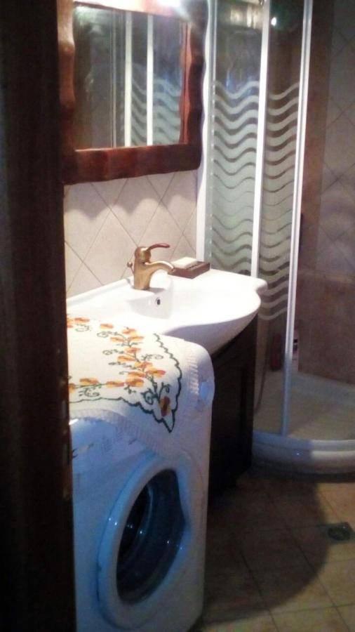 La Casa Di Pietra Villa Karpeníszi Kültér fotó