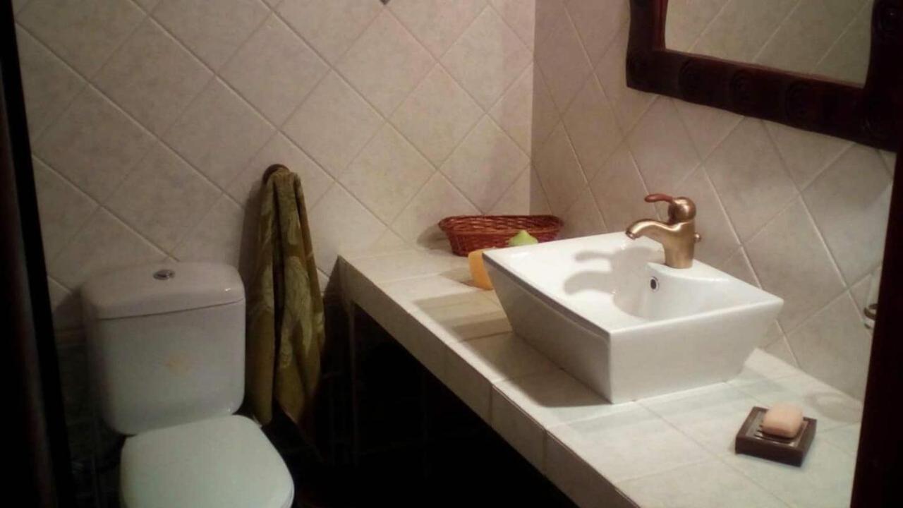La Casa Di Pietra Villa Karpeníszi Kültér fotó